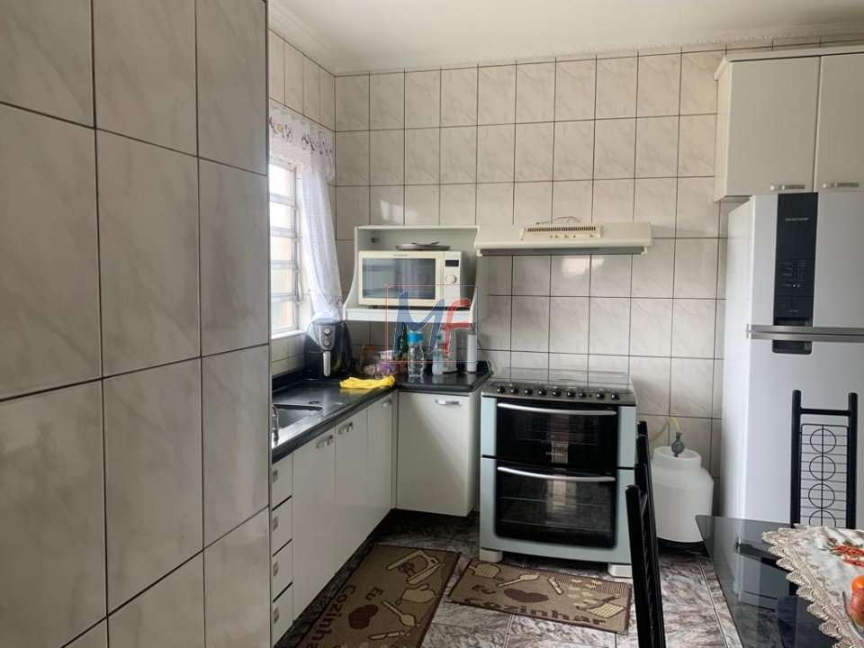 Sobrado à venda com 3 quartos, 299m² - Foto 4