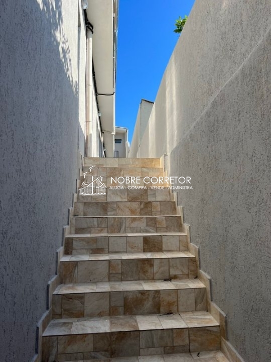 Casa, 10 quartos, 180 m² - Foto 7