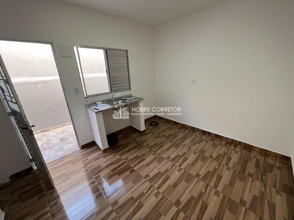 Casa, 10 quartos, 180 m² - Foto 3