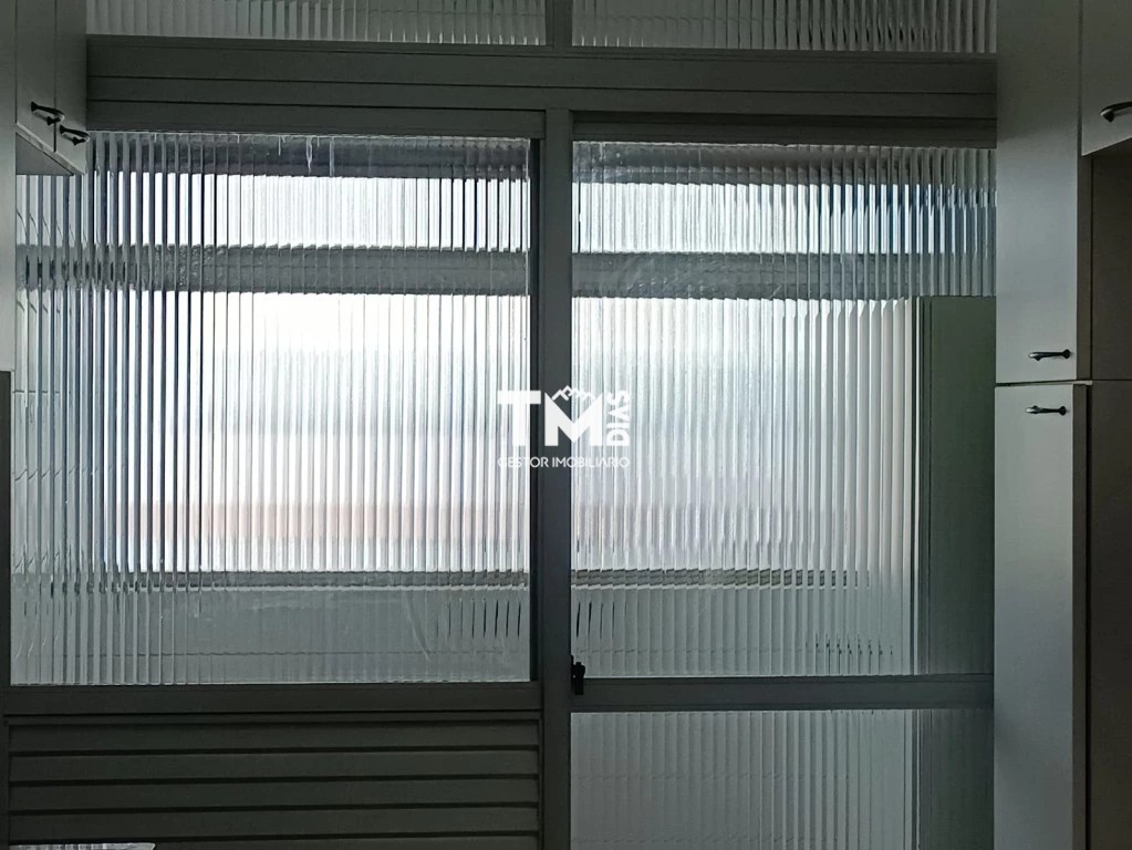 Apartamento para alugar com 3 quartos, 78m² - Foto 3