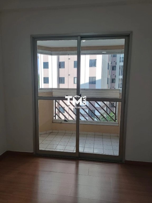Apartamento para alugar com 3 quartos, 78m² - Foto 11