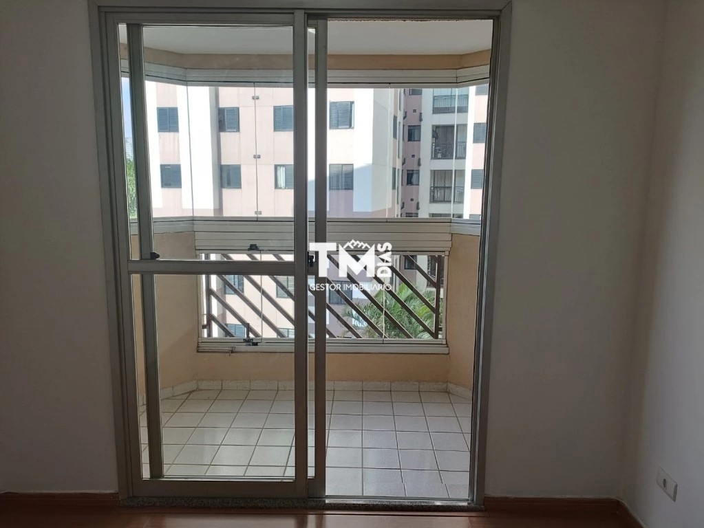 Apartamento para alugar com 3 quartos, 78m² - Foto 12