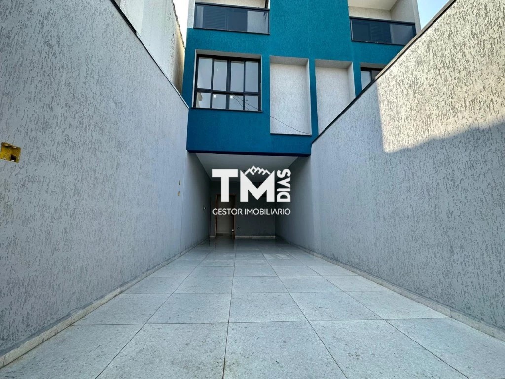 Sobrado à venda com 3 quartos, 110m² - Foto 2