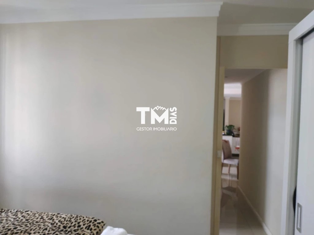 Apartamento à venda com 2 quartos, 61m² - Foto 18