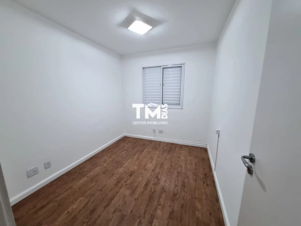 Apartamento para alugar com 2 quartos, 69m² - Foto 13