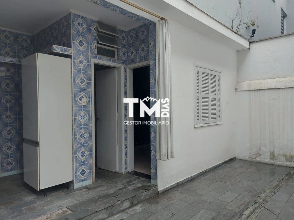 Sobrado para alugar com 4 quartos, 200m² - Foto 6