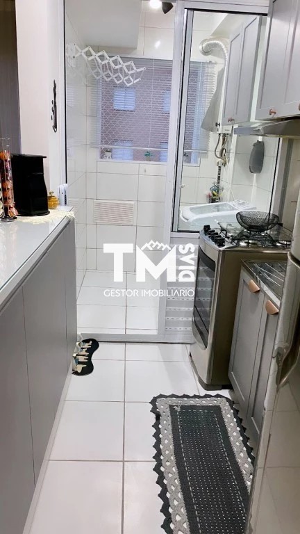 Apartamento à venda com 1 quarto, 32m² - Foto 2