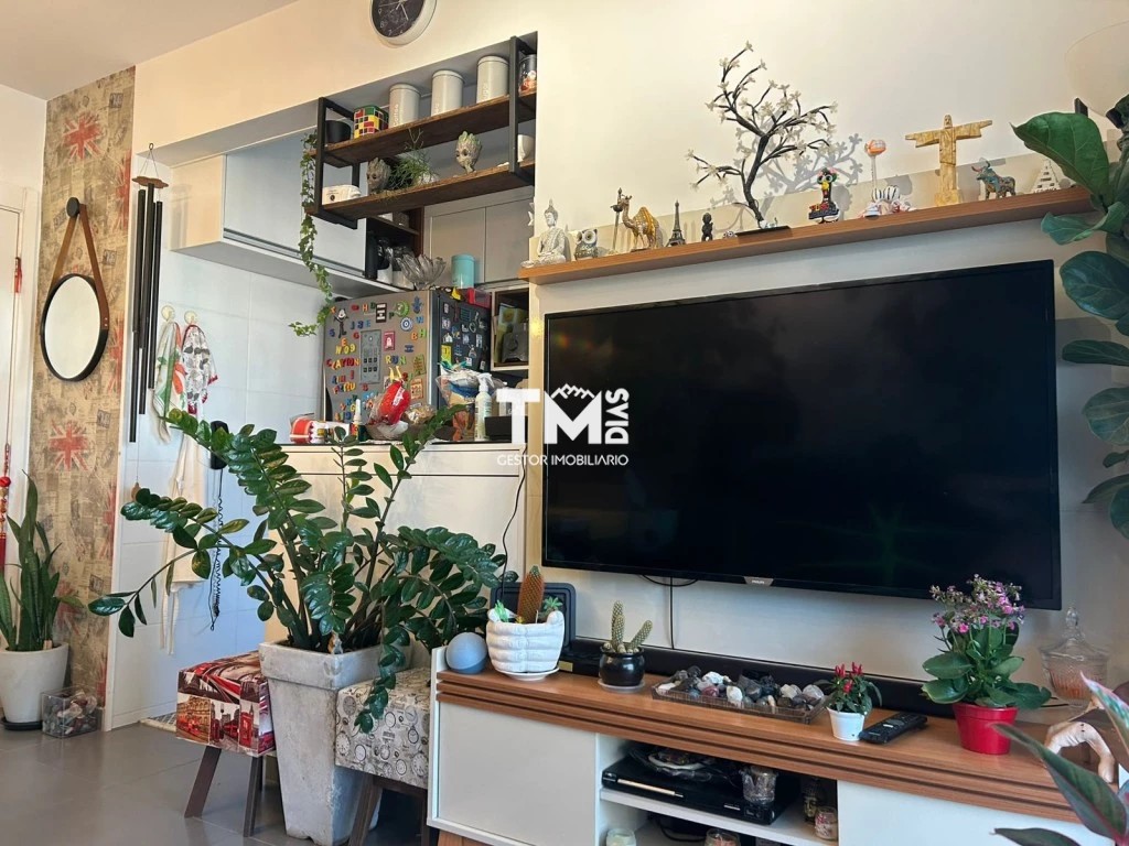 Apartamento à venda com 2 quartos, 57m² - Foto 8