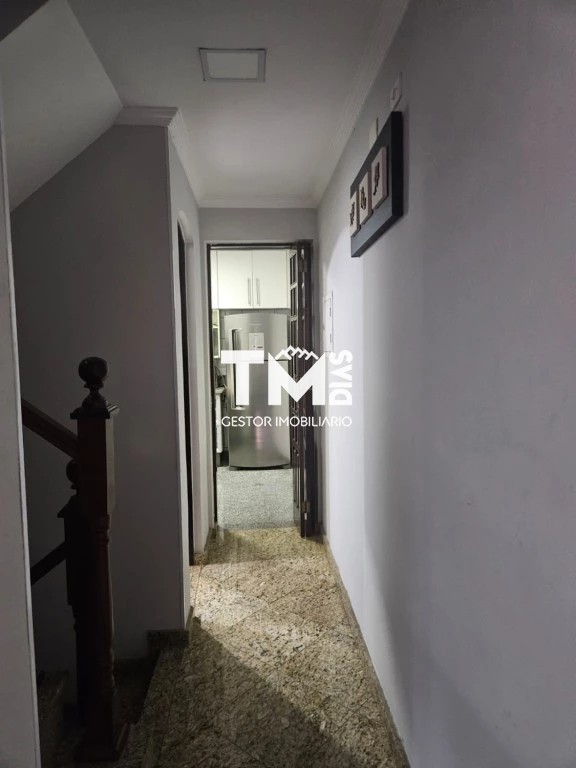 Sobrado à venda com 3 quartos, 150m² - Foto 2