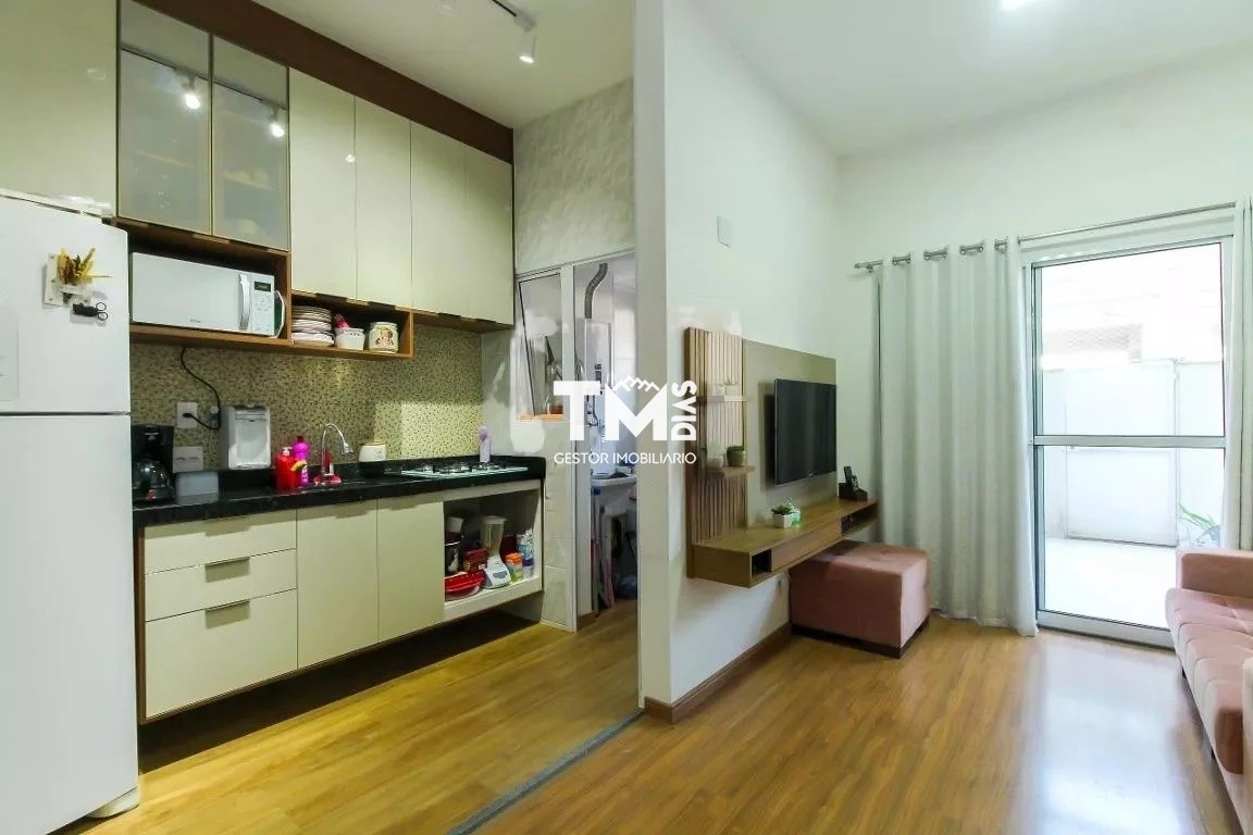 Apartamento à venda com 2 quartos, 83m² - Foto 1