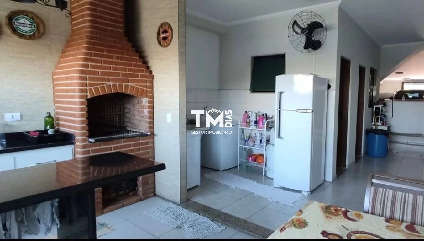 Sobrado à venda e aluguel com 4 quartos, 320m² - Foto 9