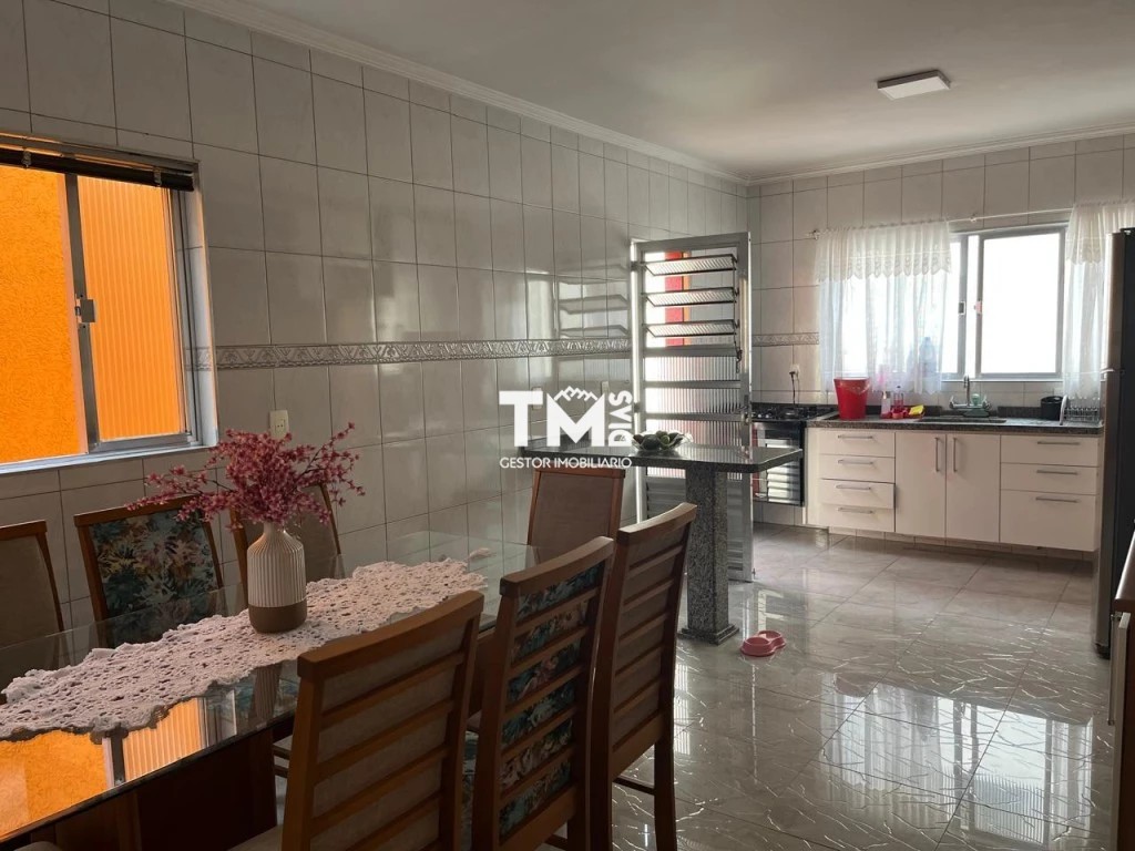 Sobrado, 3 quartos, 240 m² - Foto 8