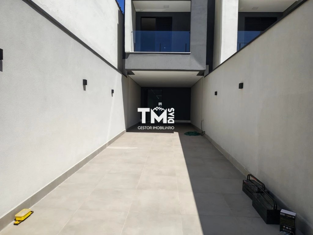 Sobrado, 3 quartos, 200 m² - Foto 2