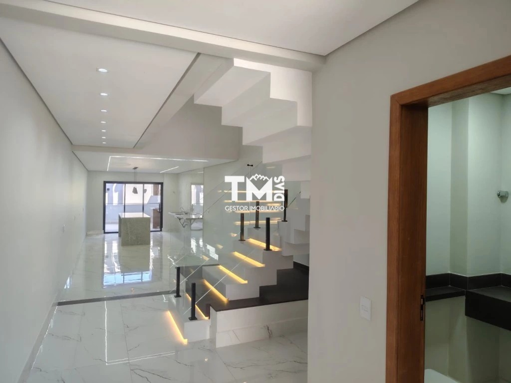 Sobrado, 3 quartos, 200 m² - Foto 6