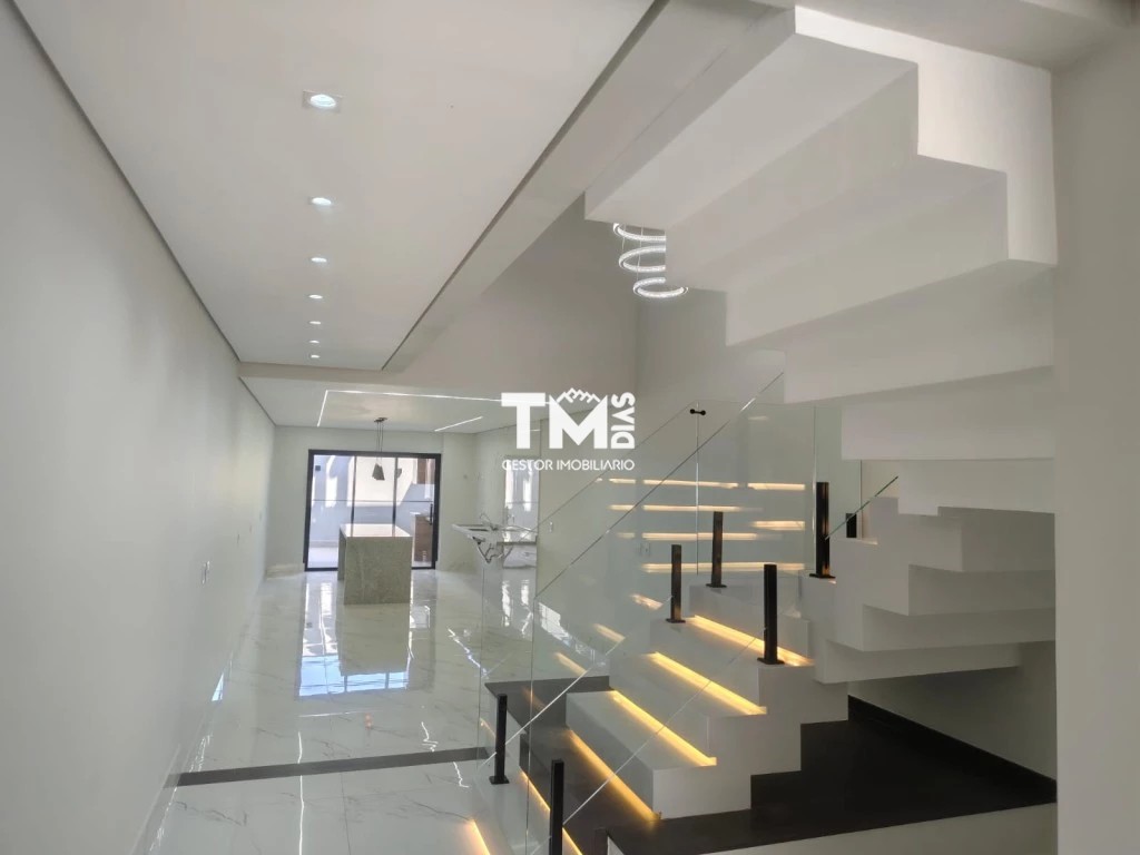 Sobrado, 3 quartos, 200 m² - Foto 13